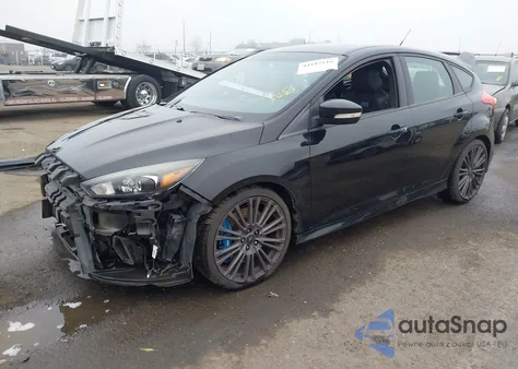 2017 Ford Focus Rs из США, поврежденный, VIN WF0DP3TH1H4125588